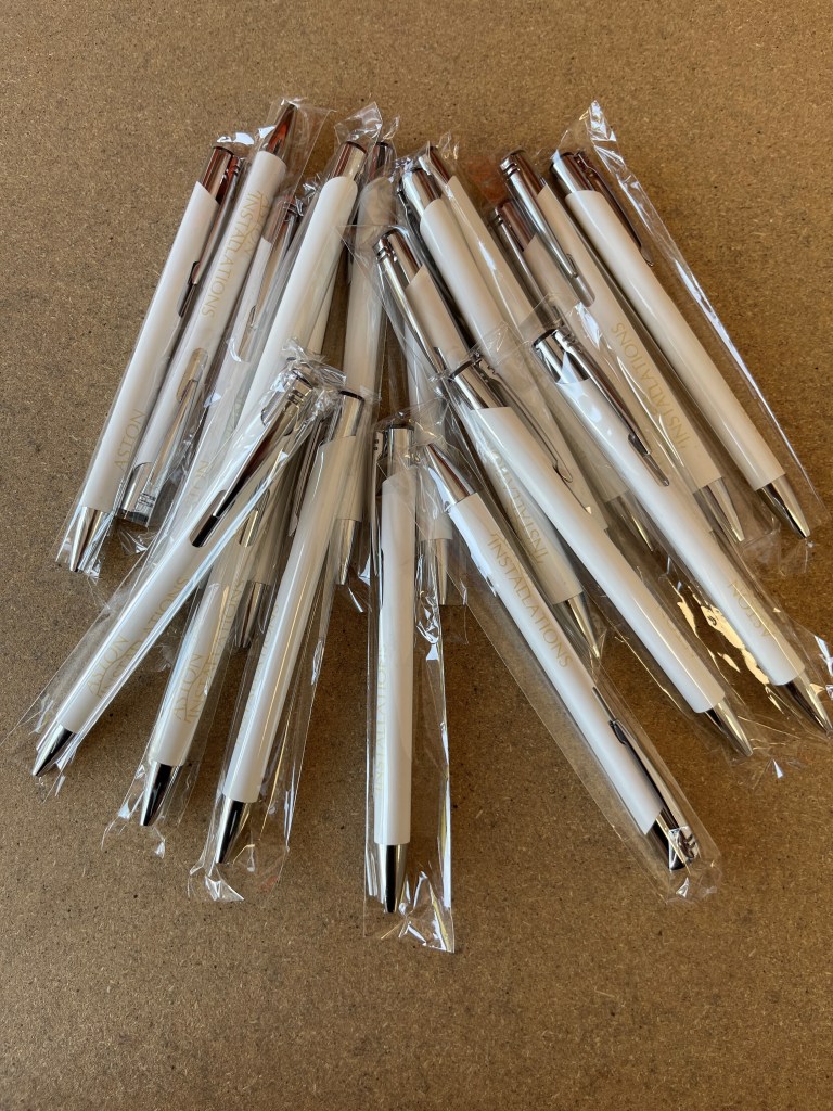 Aston Installations Pen